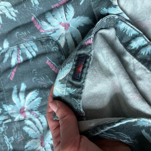 Faherty Long Sleeve Kona Hawaiian Camp Palms Print Button up Shirt Sz M - Picture 8 of 8